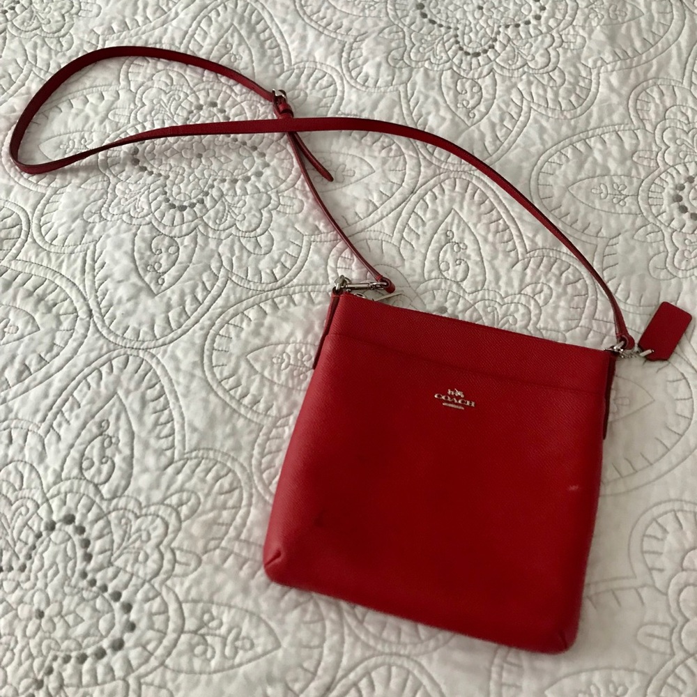 Coach Kitt Messenger Crossbody in Red